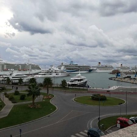 Alloggio Turistico Port View Civitavecchia Extérieur photo